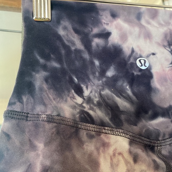 lululemon align shorts - Picture 3 of 7